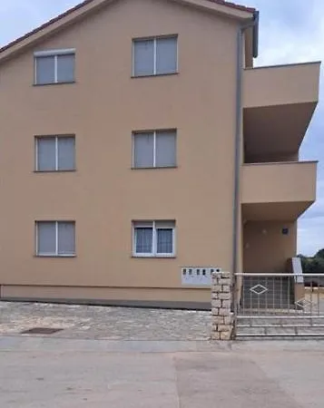 M&s * Sukošan