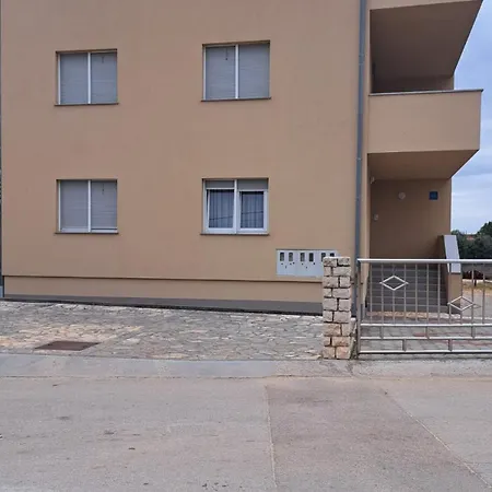 M&s * Sukošan