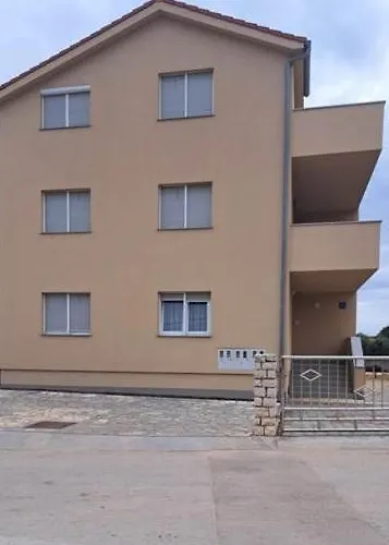 M&s * Sukošan