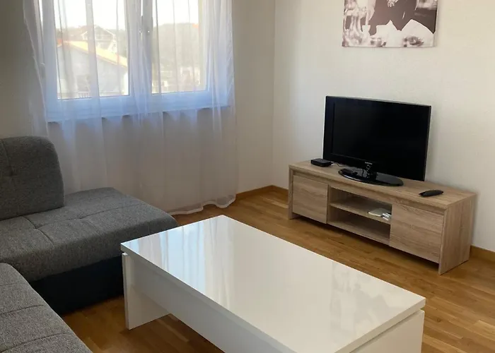 M&s * Sukošan